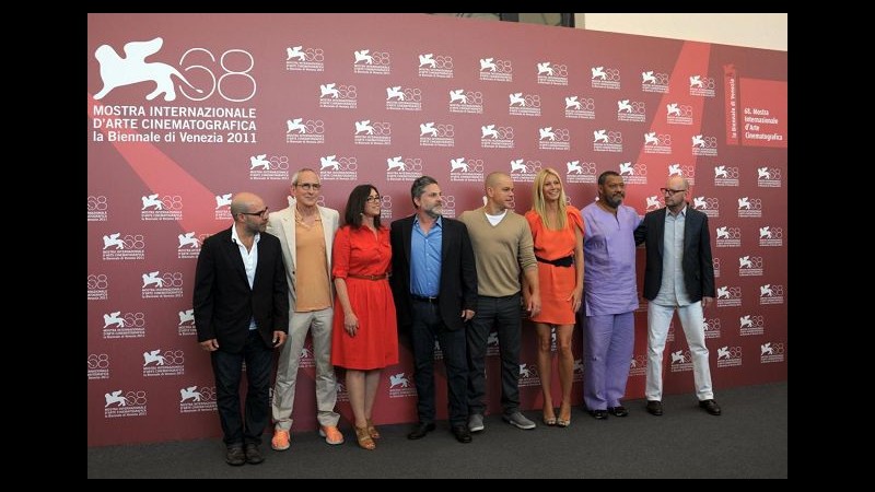 Venezia 68, Soderbergh ansiogeno con il thriller pandemico ‘Contagion’