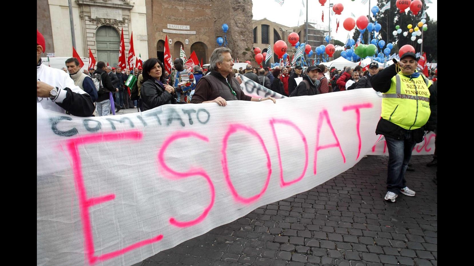 La protesta degli esodati in piazza a Roma