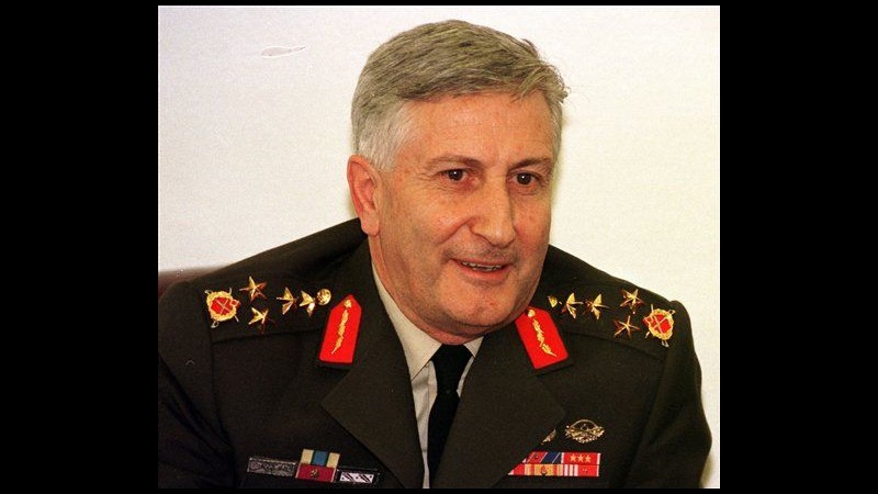 Turchia, decine di ex militari arrestati per tentato golpe nel 1997