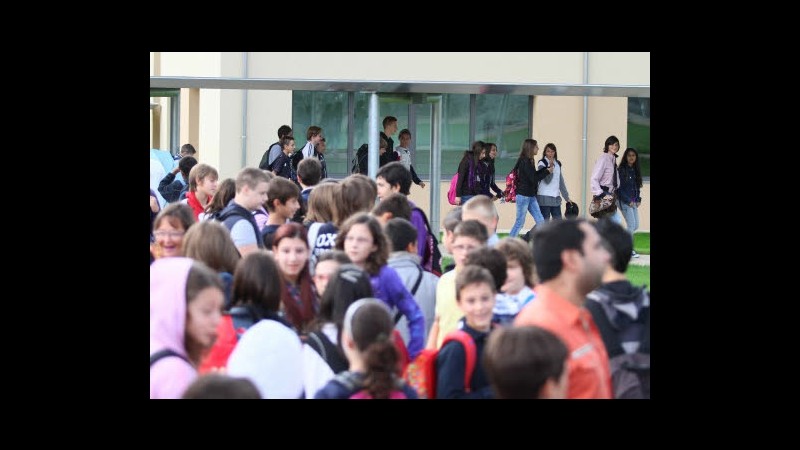 Scuola, Adiconsum: Kit base studenti pesa 200 euro sulle famiglie