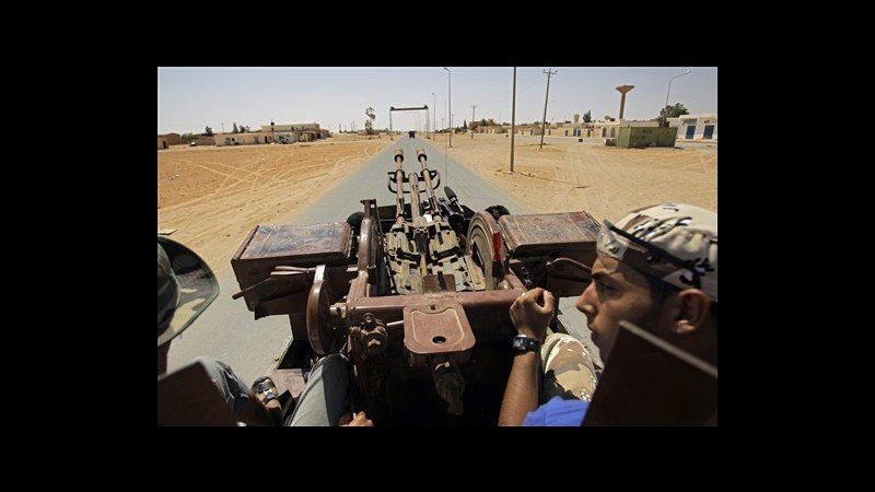 Libia, portavoce Gheddafi chiama AP: Inaccettabile ultimatum ribelli