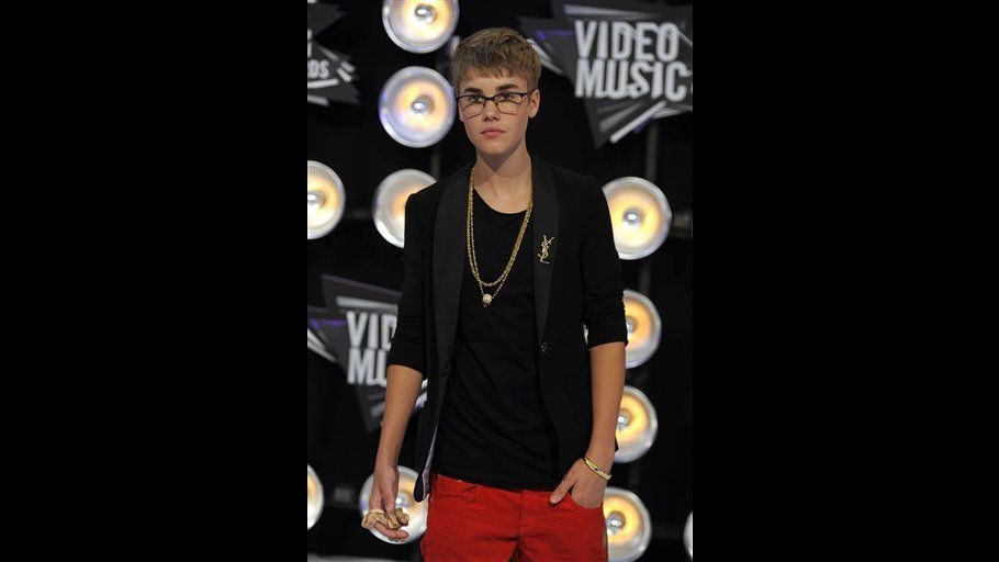 Justin Bieber e la sua Ferrari stanno bene dopo un piccolo incidente