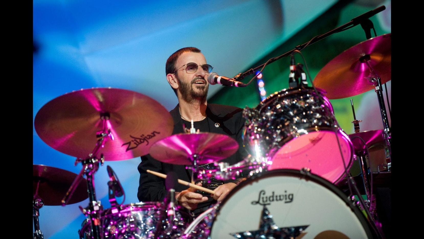 Ringo Starr ha paura del palcoscenico e sta male prima dei concerti