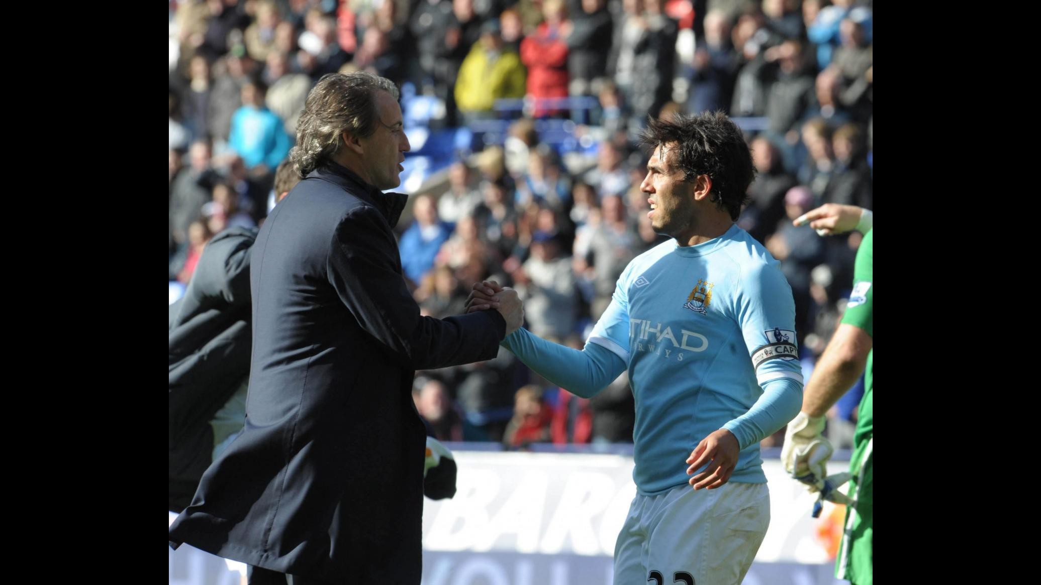Mancini gela l’Inter: Tevez resta al City