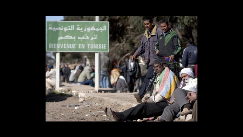 Libia, ribelli prendono controllo di Ras Ajdir al confine con Tunisia