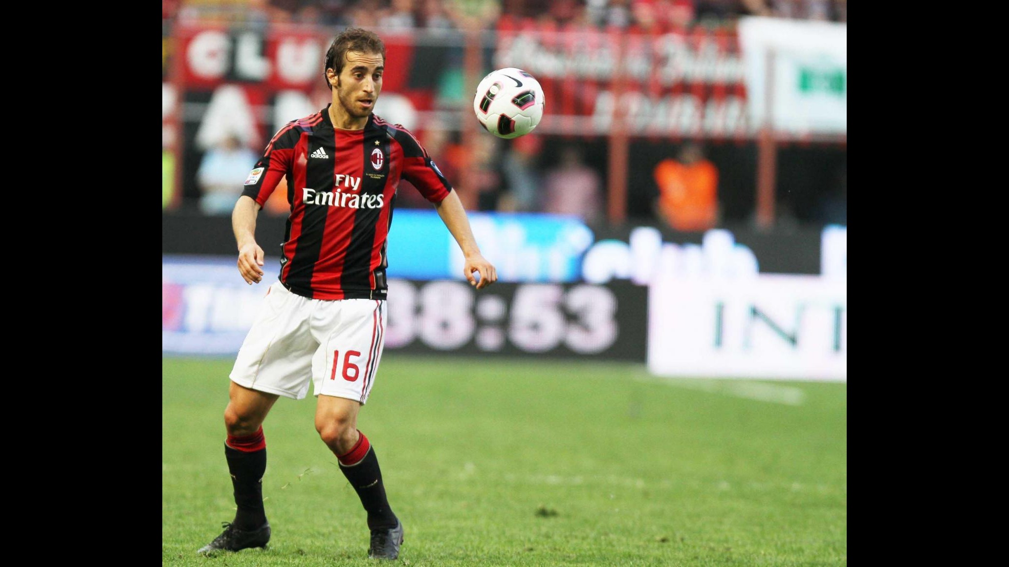 Calcio, Milan: lesione al legamento per Flamini, stop 5 mesi