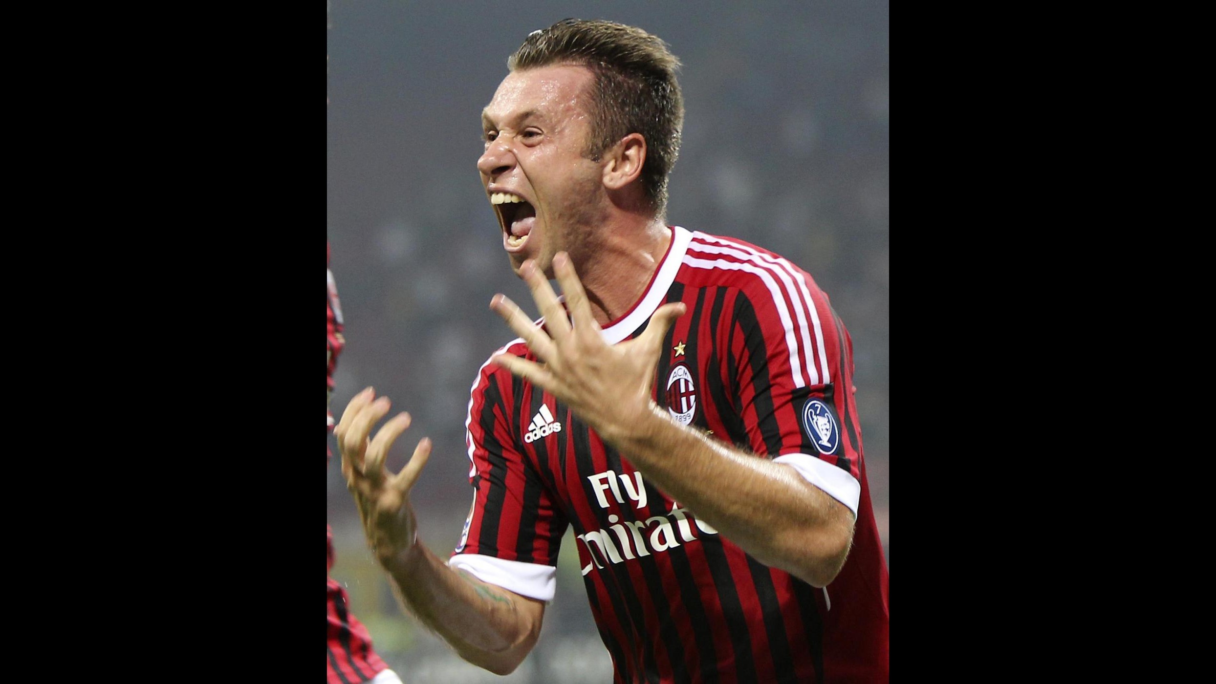 Milan, contro la Fiorentina torna Cassano. Allegri: Dimenticare la Champions