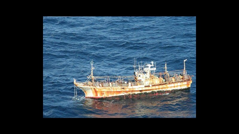 Usa: Esplosivo per affondare nave fantasma ricomparsa dopo tsunami
