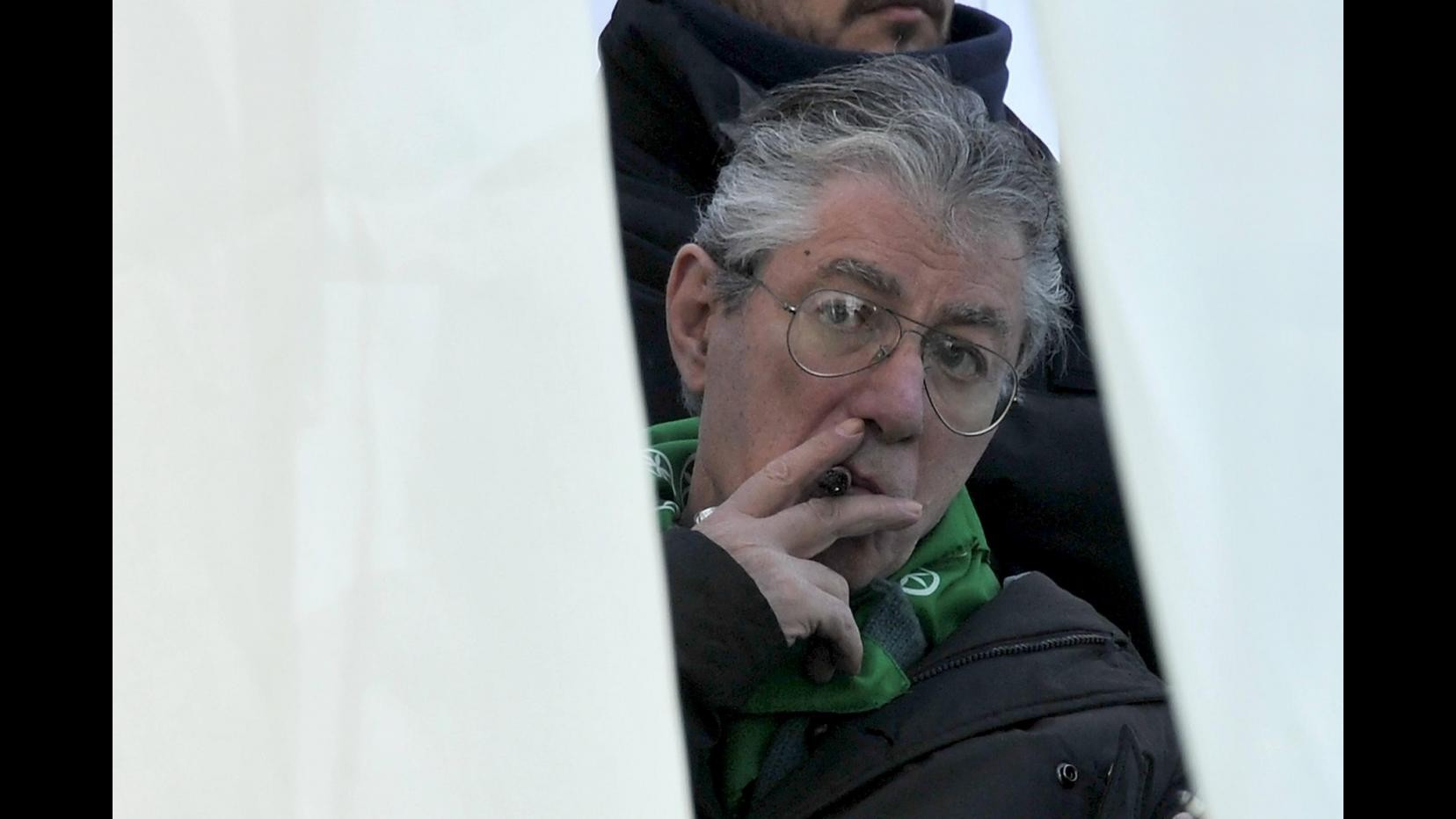 Maroni, Calderoli e Dal Lago, nuovi reggenti: Bossi è presidente