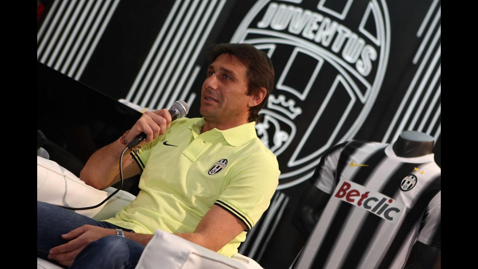 Conte: Imbattibilità motivo di orgoglio, tifosi nostro 12esimo uomo