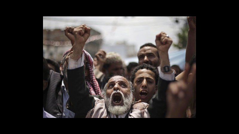 Yemen, fonti ufficiali: Saleh non tornerà più a Sanaa, rimane a Riyadh