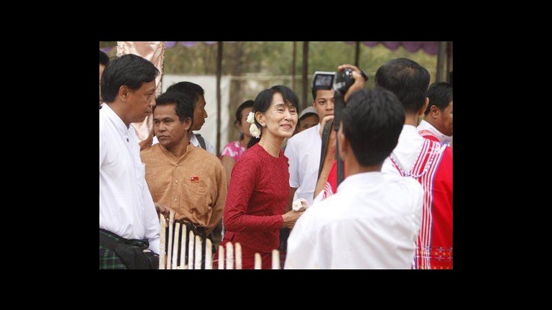 Birmania, Lega democrazia: Aung San Suu Kyi eletta in Parlamento