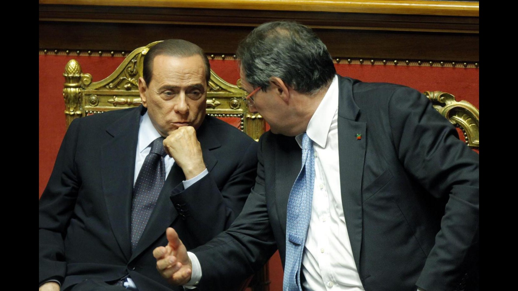 Berlusconi a ministri al Cdm: Rileggetevi libro delle cose fatte
