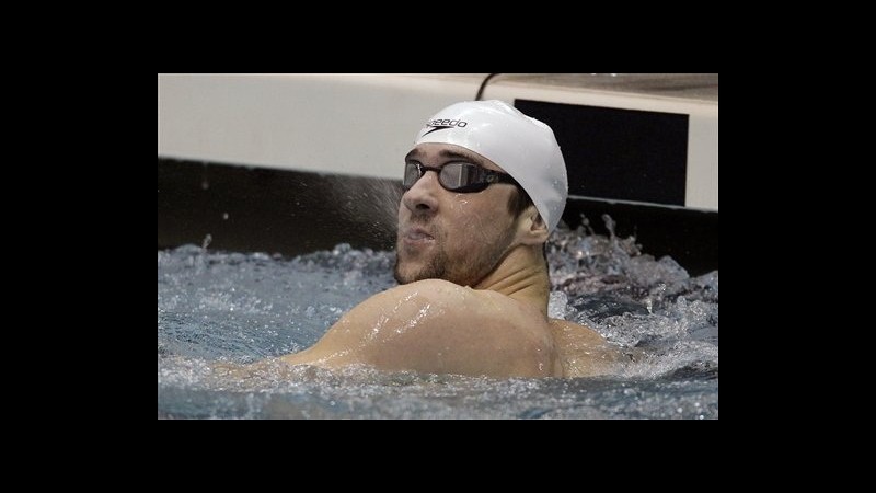 Nuoto, Phelps è un fulmine nei 400 misti a Indianapolis