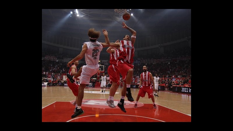 Eurolega, Siena cade su campo Olympiakos: addio Final Four