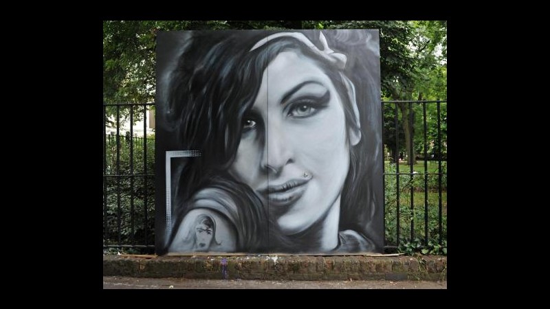 Inaugura fondazione beneficenza Amy Winehouse per recupero dei giovani