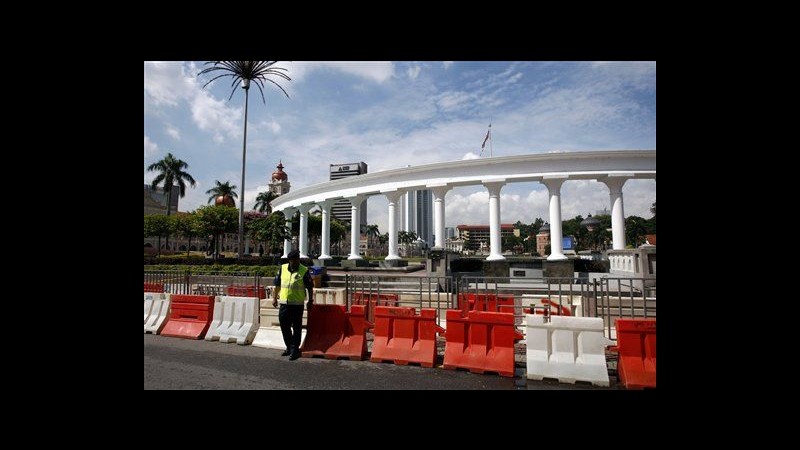 Malesia, chiusa piazza Indipendenza a Kuala Lumpur in vista di cortei