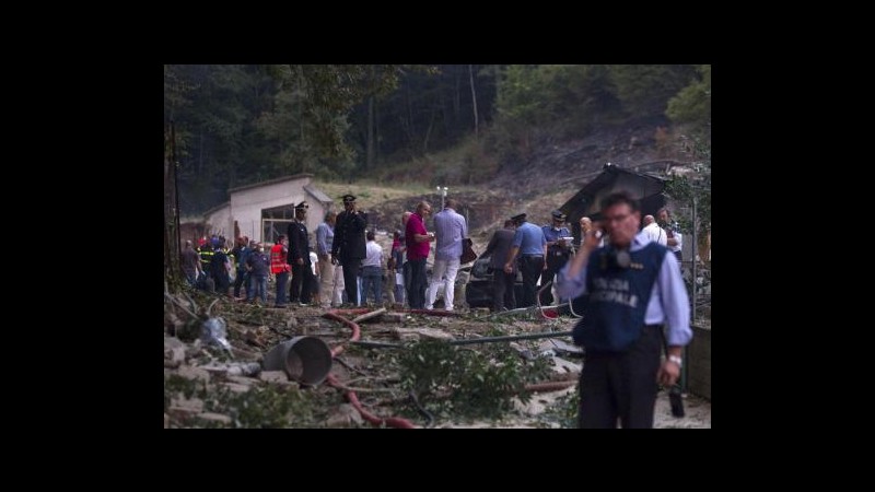 Fabbrica fuochi esplosa nel frusinate, sequestrata l’area