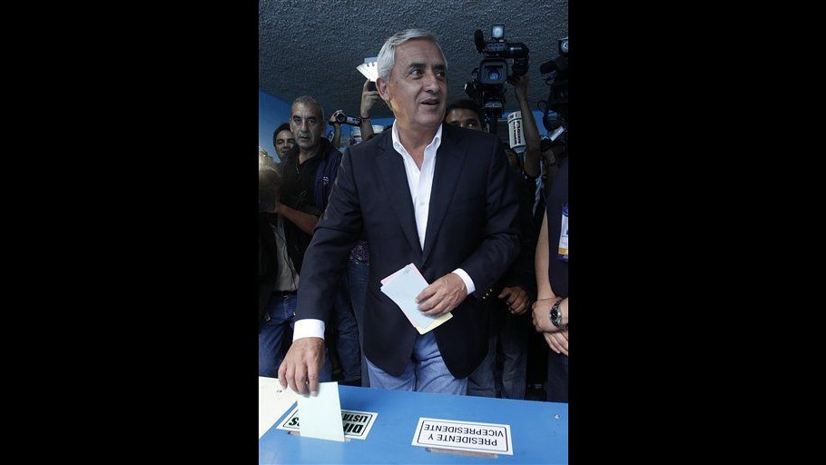 Guatemala, presidenziali: Vince Perez Molina, ma si andrà al ballottaggio