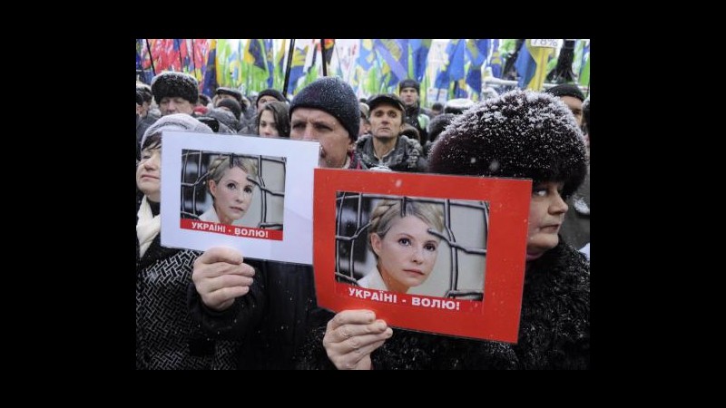 Ucraina, avvocato: Tymoshenko in sciopero fame dopo pestaggio in carcere