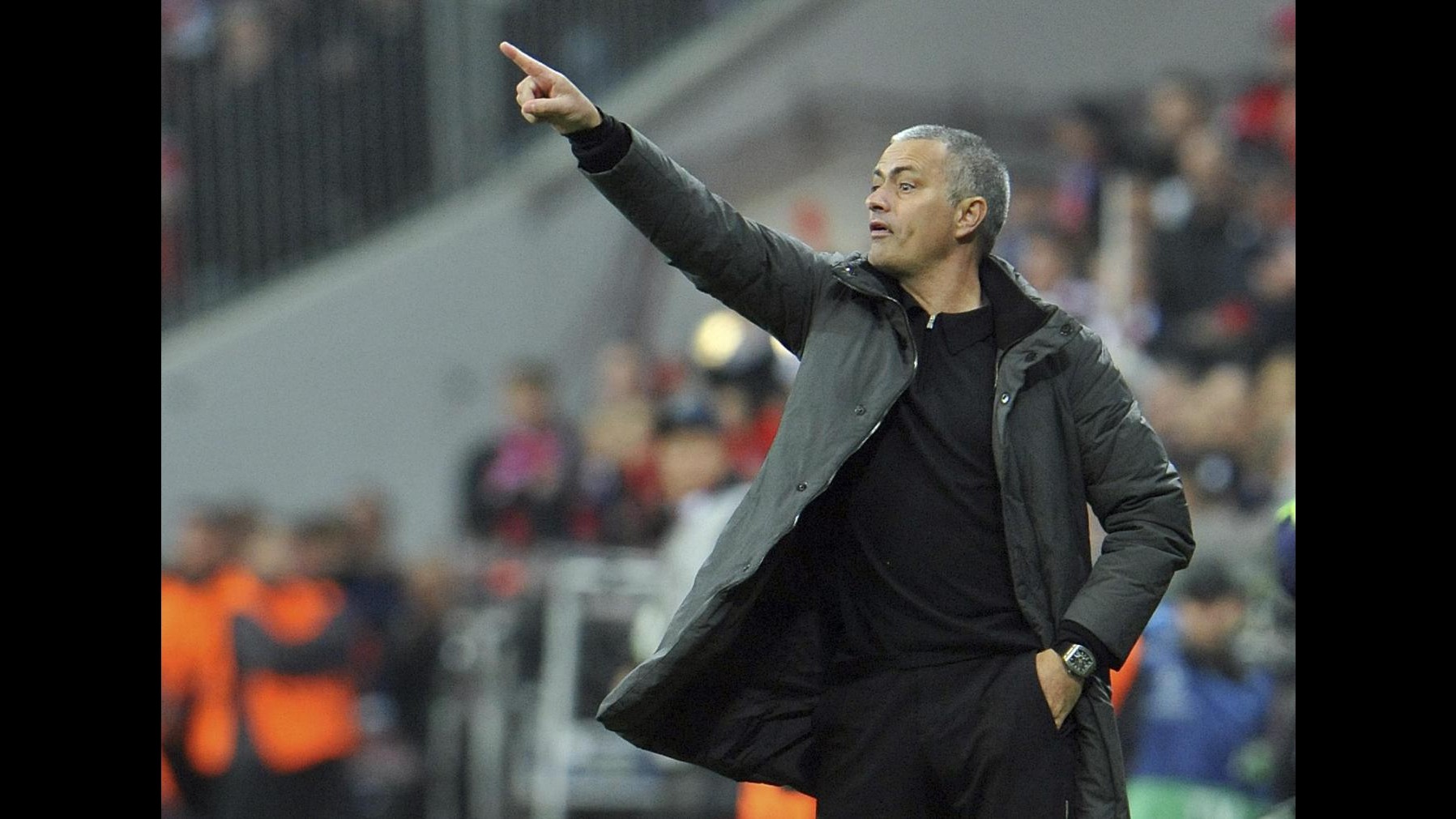 Mourinho: Meritiamo la finale e stasera spero passi il Chelsea
