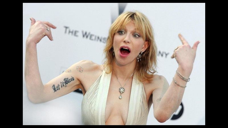 Courtney Love: John Galliano ha pagato i suoi errori, è ora di finirla