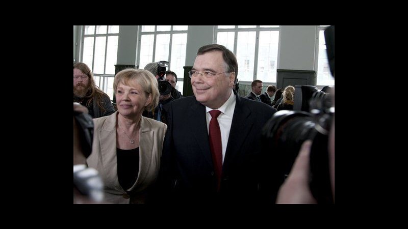 Ex premier Islanda assolto da 3 accuse su 4 per crisi banche 2008