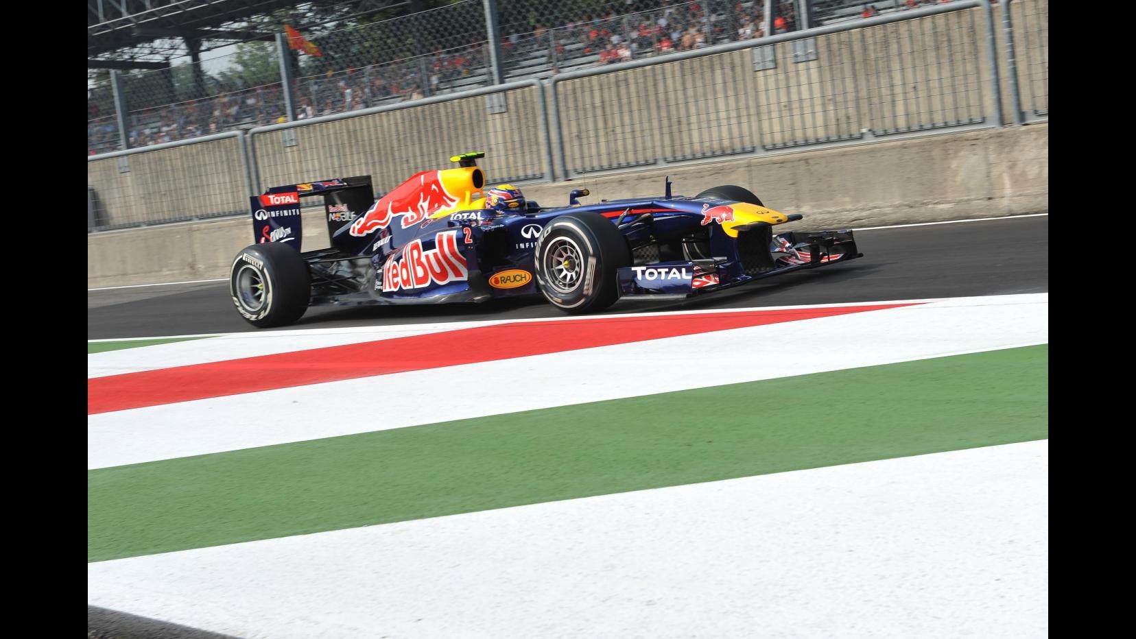 Vettel in pole a Monza, Alonso quarto