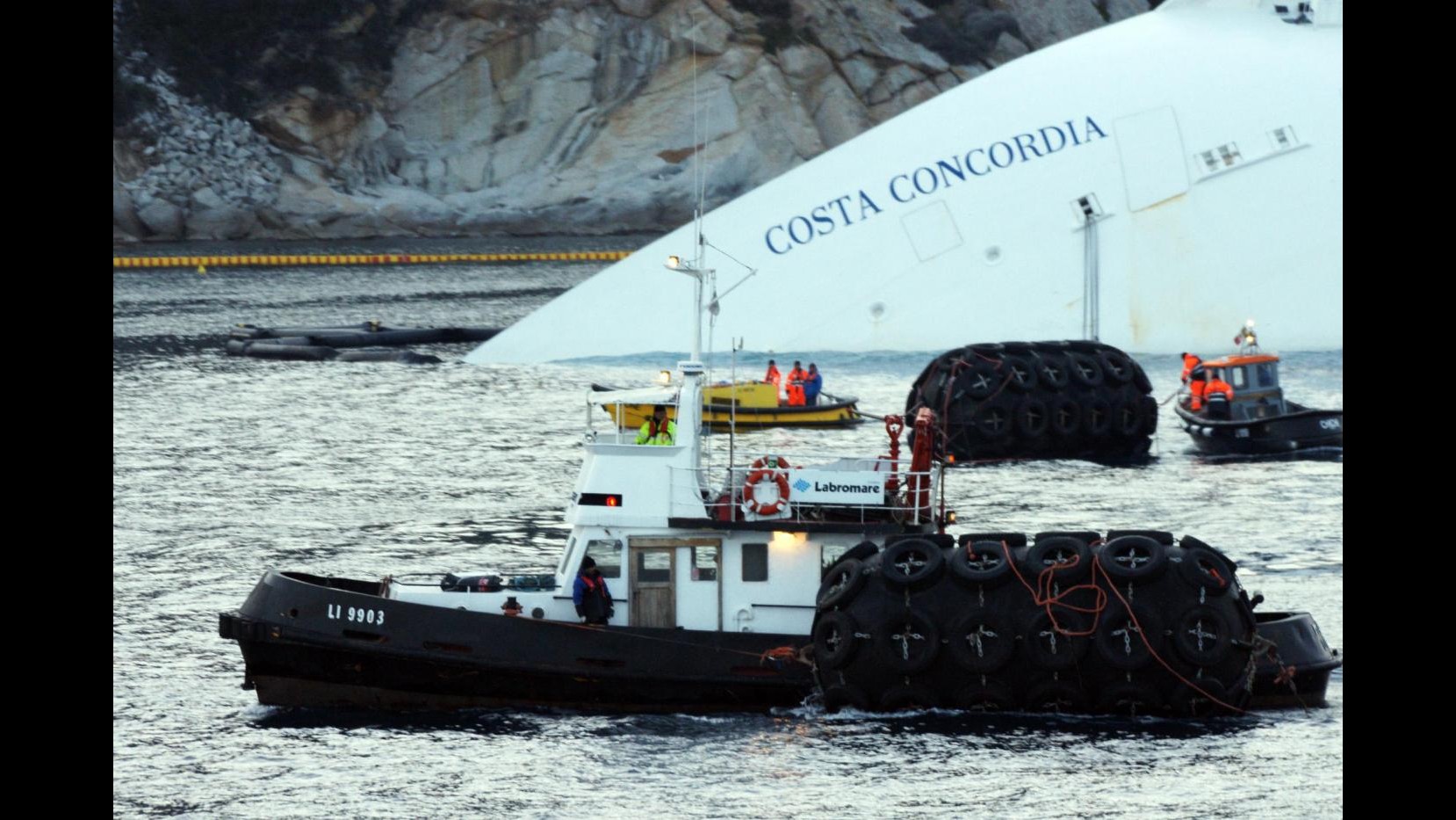 Costa Concordia, via alla rimozione entro inizio luglio