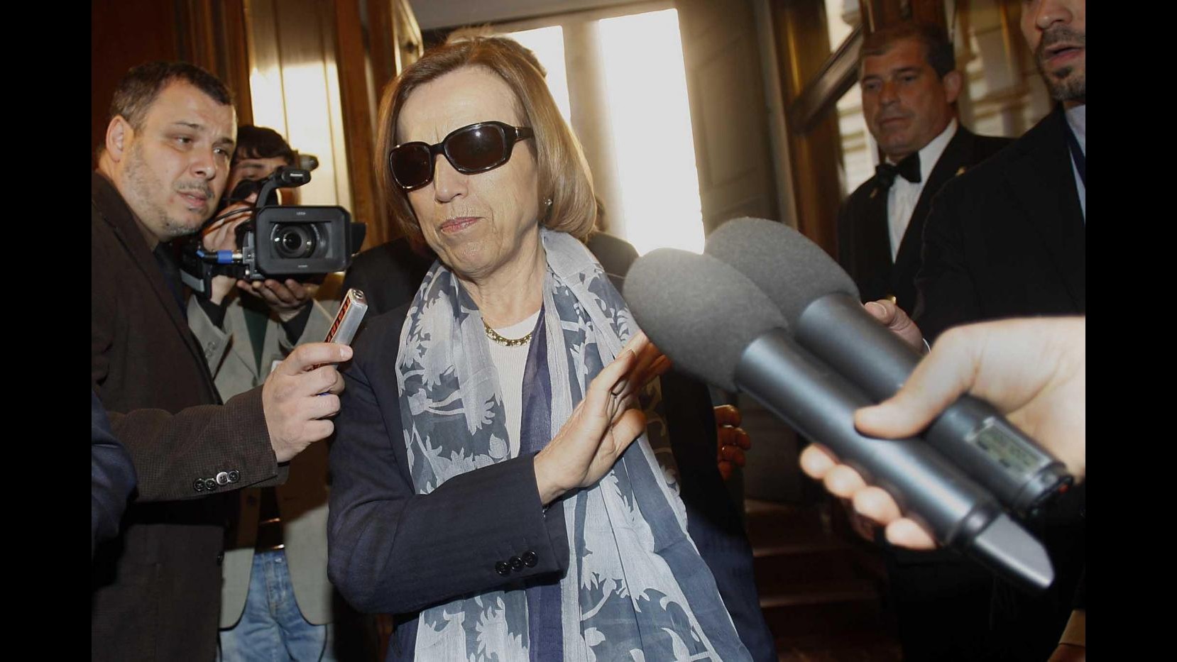 Torino, Fornero entra all’Alenia dribblando i presidi dei lavoratori