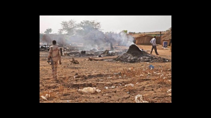Caccia del Sudan bombardano Sud Sudan: ucciso un bambino