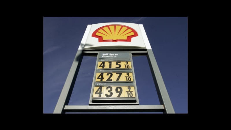 Carburanti, ancora rialzi: Shell porta benzina a 1,633 euro