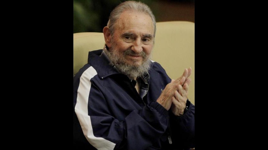 Cuba, giornalista venezuelano intervista Fidel: E’ vivo e vegeto