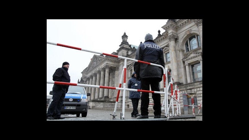 Germania, arrestati due presunti terroristi: preparavano bomba