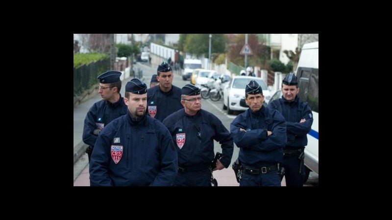 Consiglio d’Europa: In Francia polizia è violenta in interrogatori