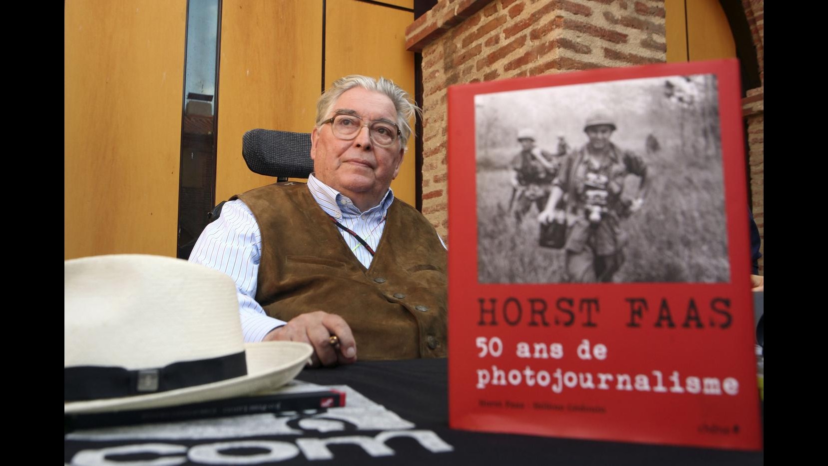 Morto il leggendario fotografo Horst Faas