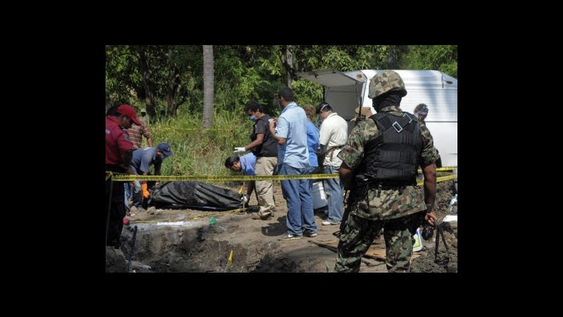 Messico, trovati 14 cadaveri mutilati dentro furgone a Nuevo Laredo