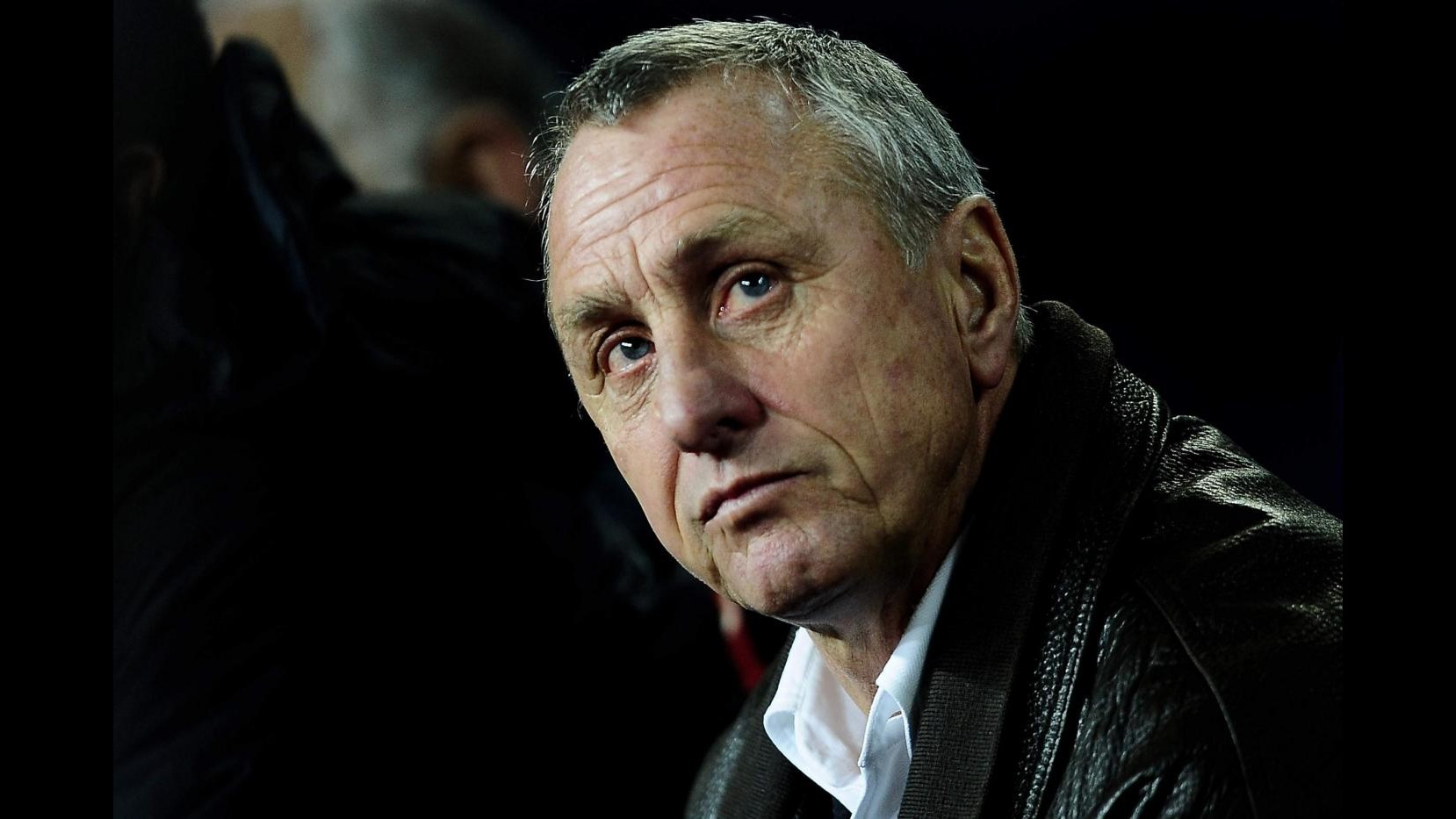 Cruyff: Real non può permettere atteggiamenti di Mourinho
