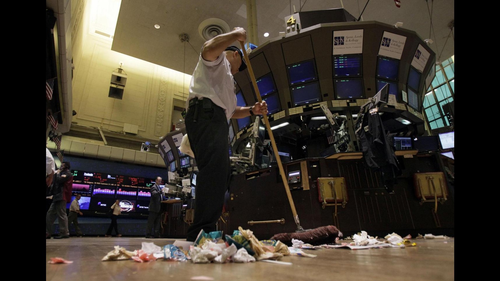 Chiusura contrastata per Wall Street: Dow Jones +1,30%, Nasdaq -0,43%