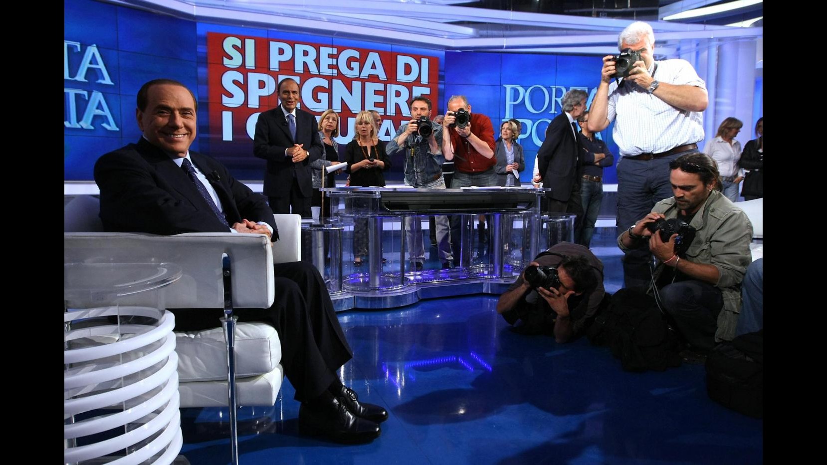 Berlusconi: Perseguitato da giustizia