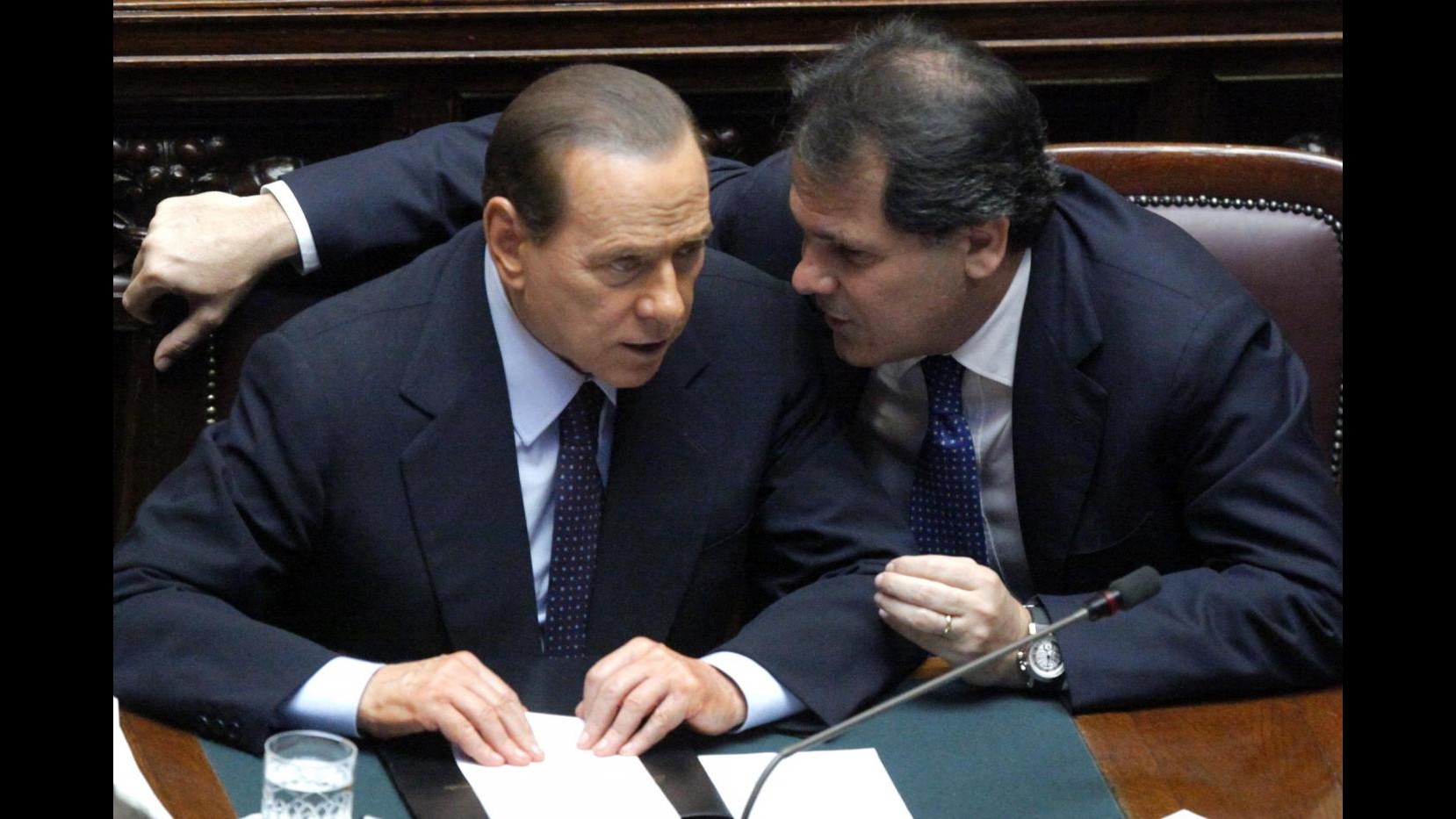 La Camera salva anche Romano