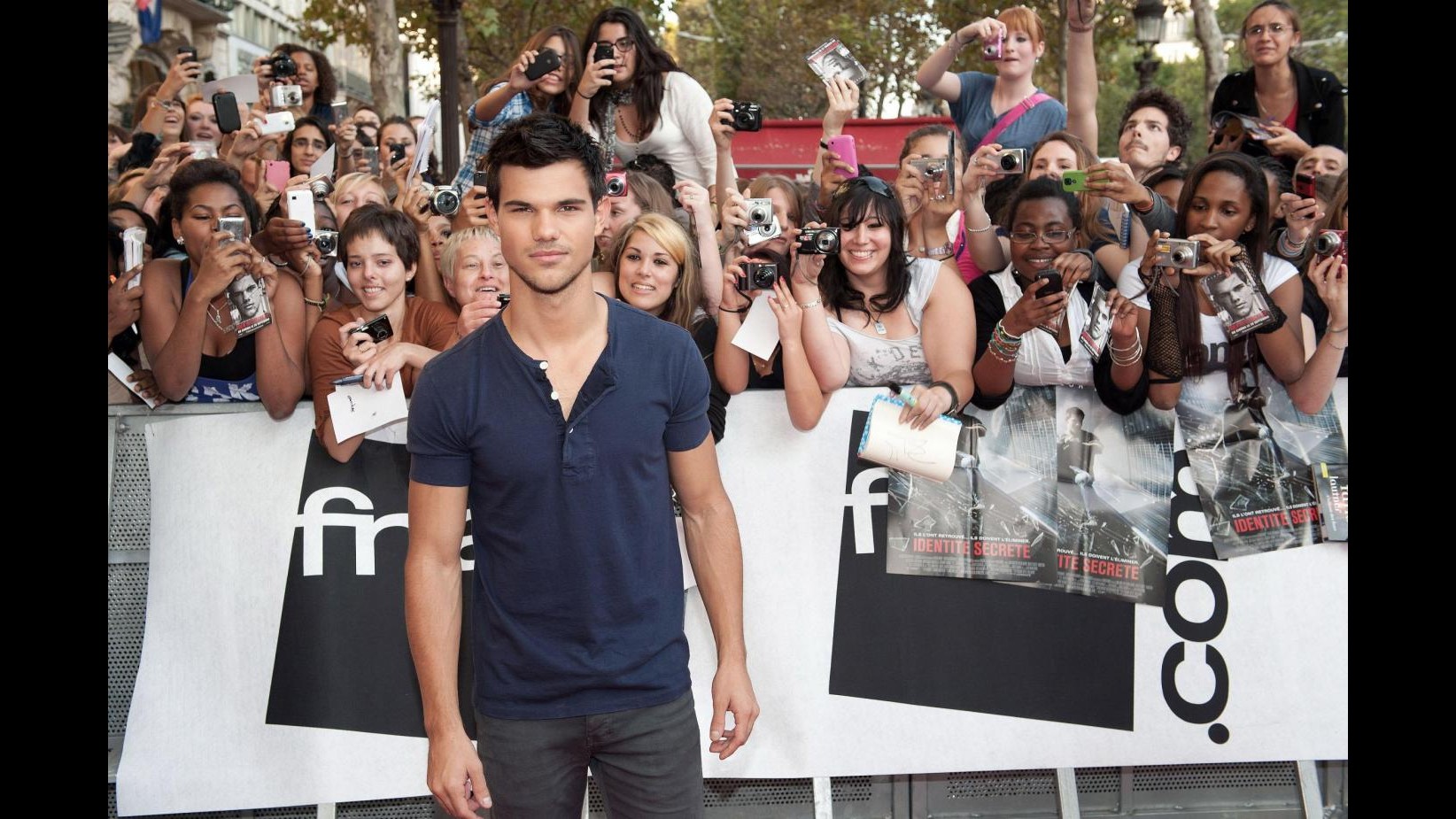 Taylor Lautner, tutte lo vogliono, tutte lo cercano