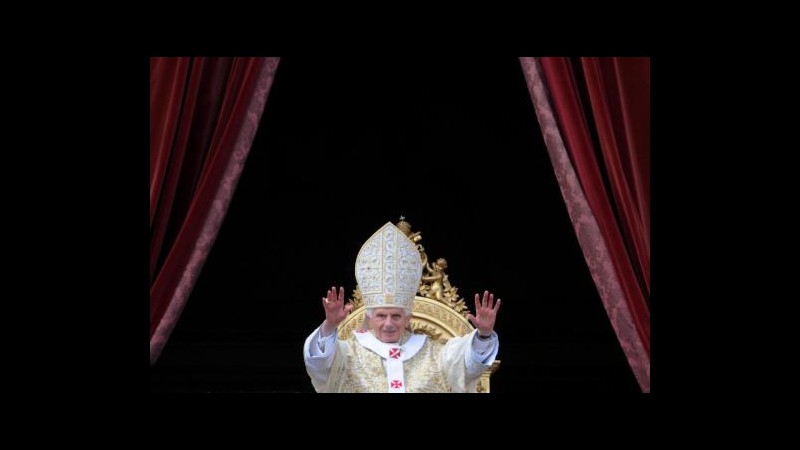 Ratzinger compie 85 anni, giovedì festeggia sette anni pontificato