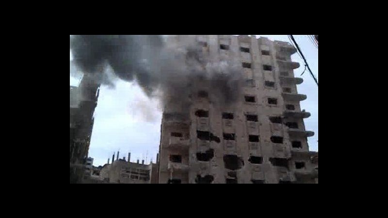 Siria, attivisti: Morti a Homs. In arrivo osservatori Onu