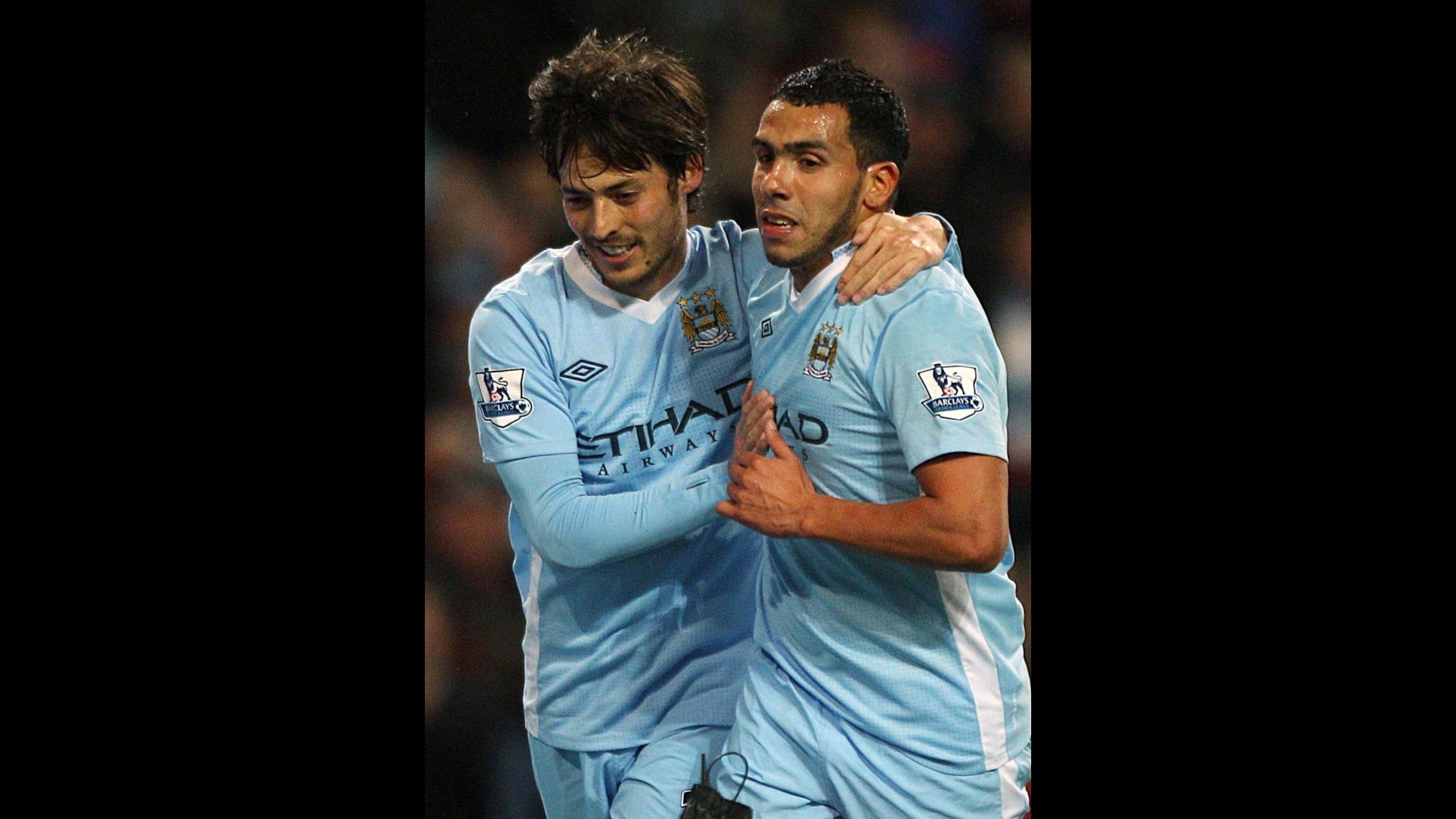 Super Tevez trascina il City, 6-1 in casa del Norwich