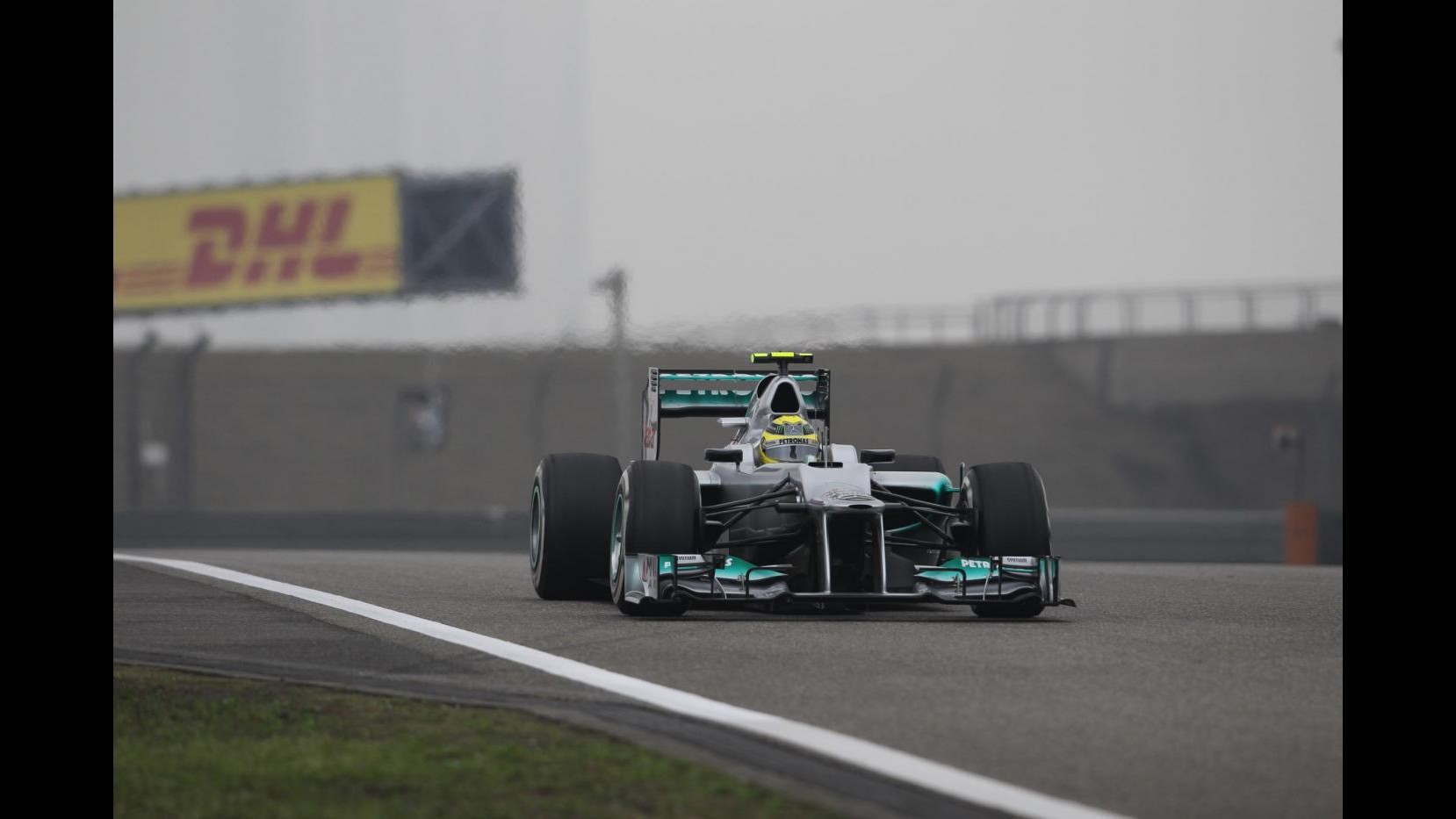 Gp Cina, prima pole in carriera per Rosberg. Alonso è nono