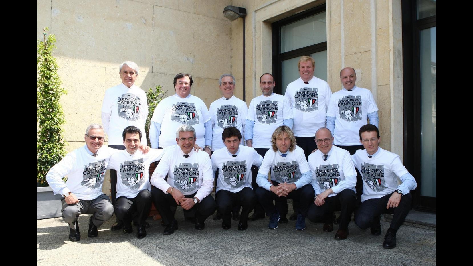 Juve, CdA applaude Agnelli per lo scudetto. Stadium inizia a fruttare