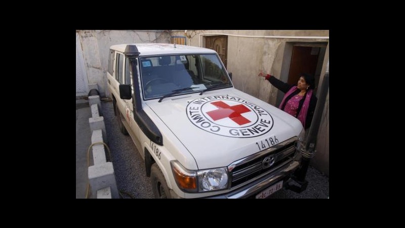 Pakistan, Croce rossa sospende operazioni a Peshawar e Karachi