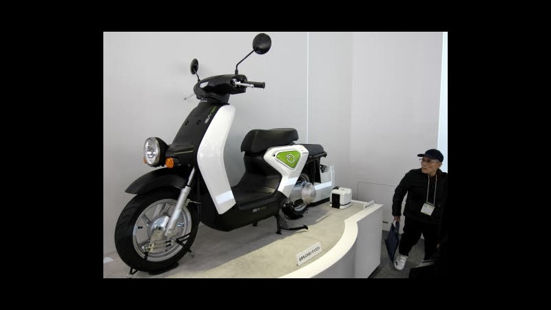 Honda presenta motore a basso consumo per scooter in vendita dal 2012