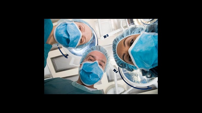 Stato rimborsa medici specializzandi per 207 mln, ma si tratta ancora